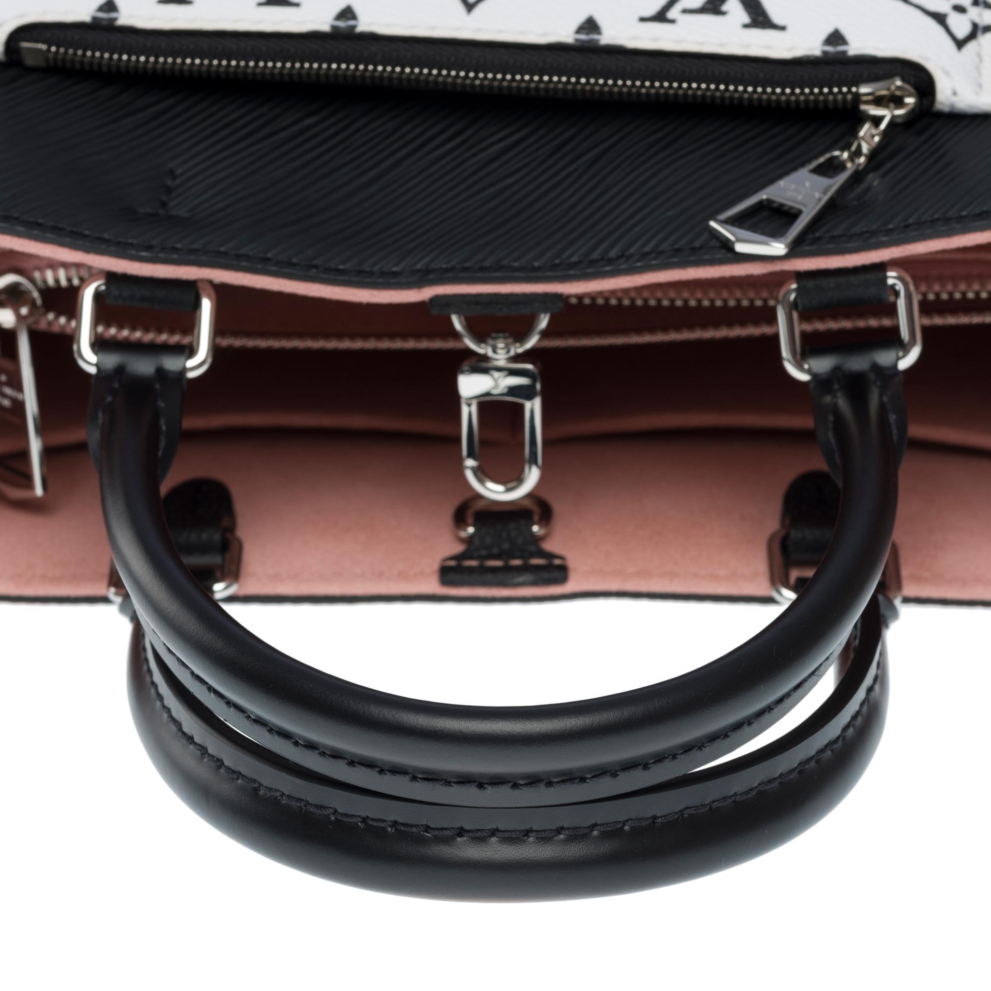 New Louis Vuitton Marelle MM handbag strap in black epi leather, GHW For Sale 6