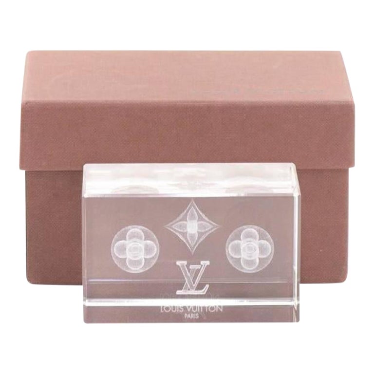 NOUVEAU ! Louis Vuitton Monogram Crystal Cube Desk Table Paper Weight in Box