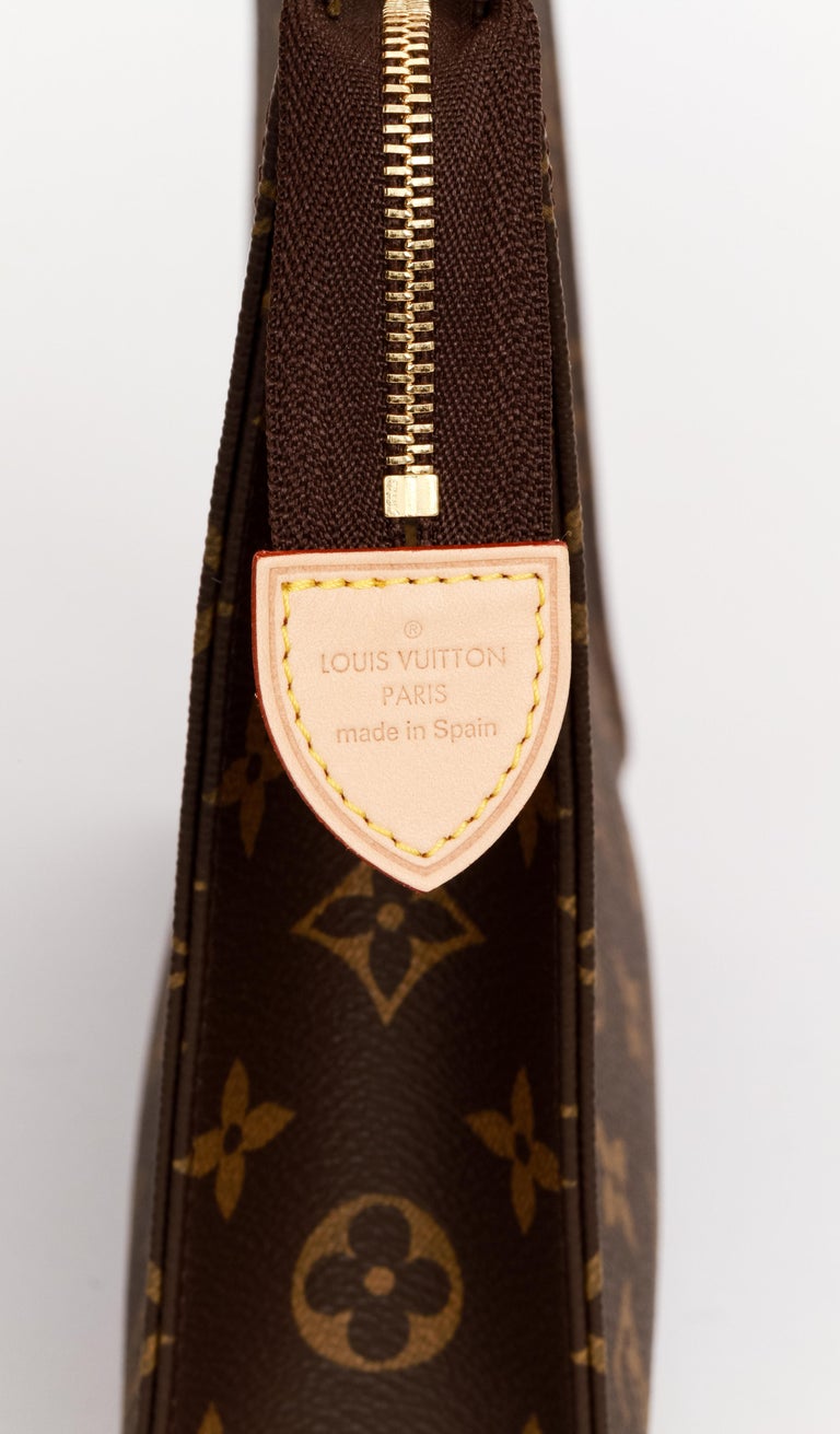 Louis Vuitton Limited Edition Coconut Monogram Metisse African Queen Clutch  Louis Vuitton