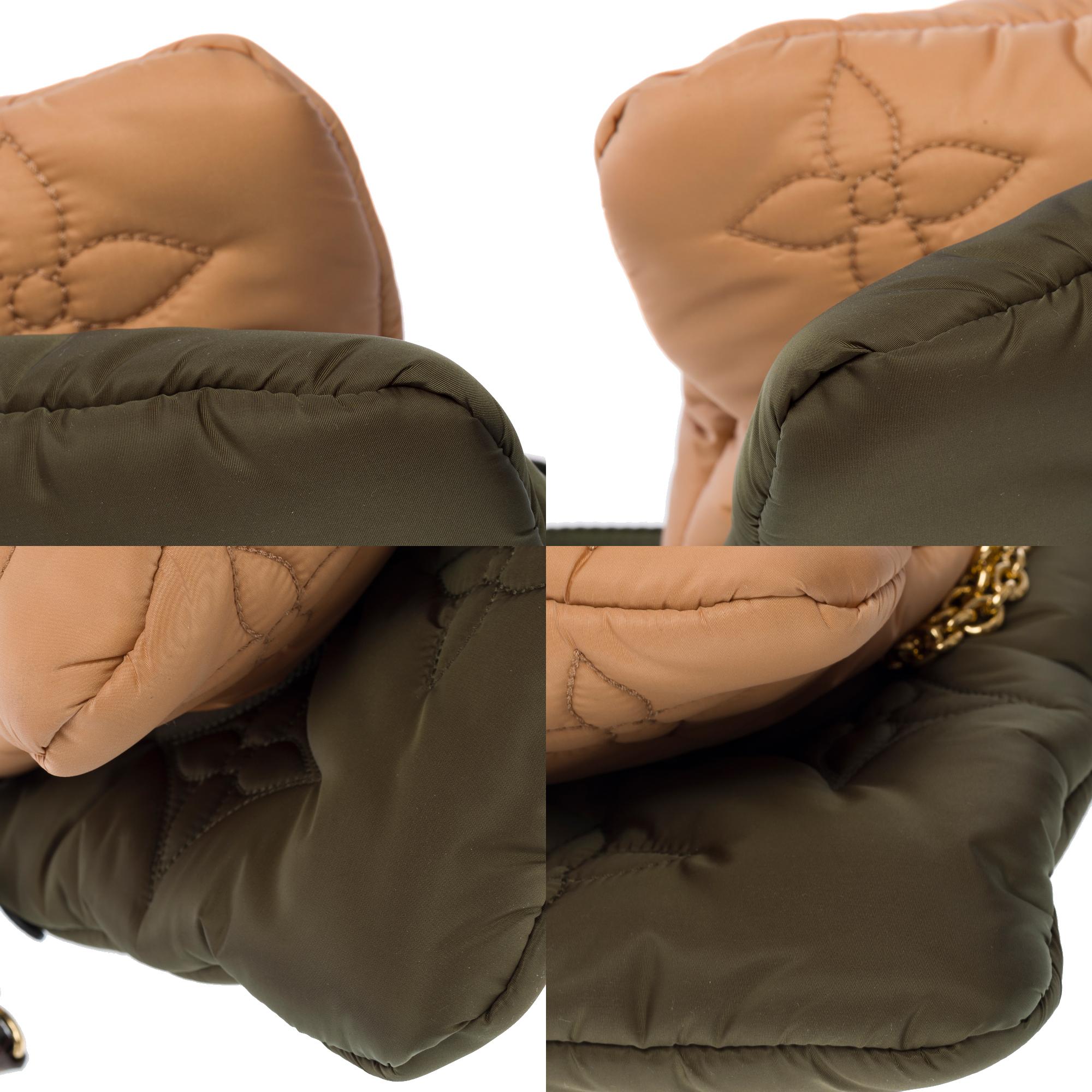 New Louis Vuitton Pillow Maxi Pochette shoulder bag in khaki/Beige nylon, GHW For Sale 8