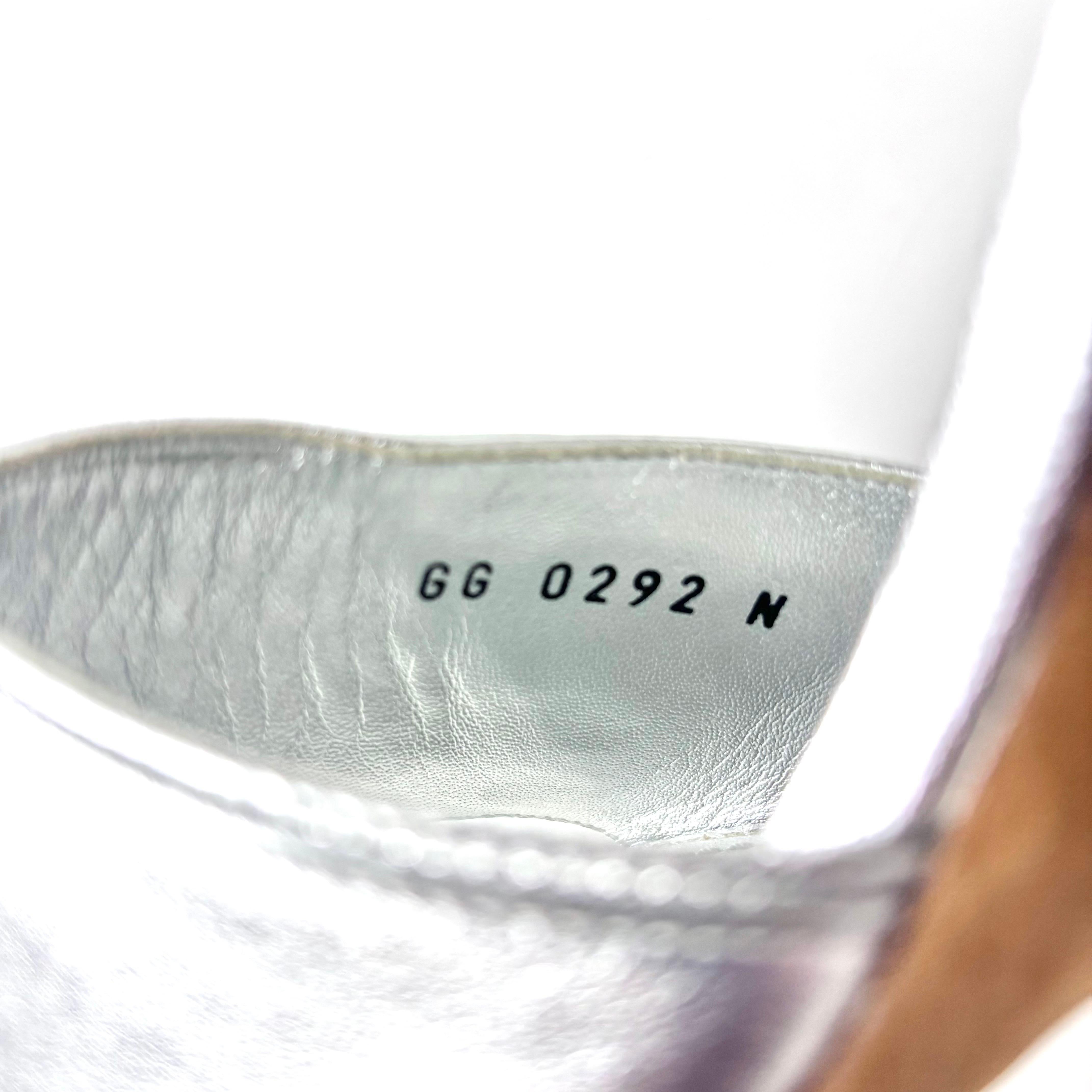 NEW Louis Vuitton Shake Crystal Embellished Metallic Calfskin LV Logo Mules 36 en vente 5