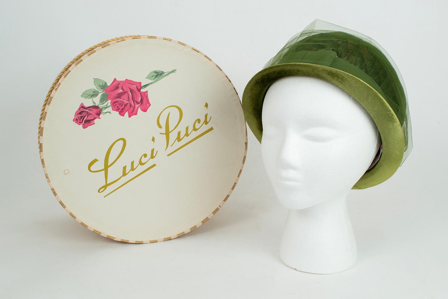 New Luci Puci Green Velvet Cloche Hat with Mallard Feather Crown – S, 1950s For Sale 10
