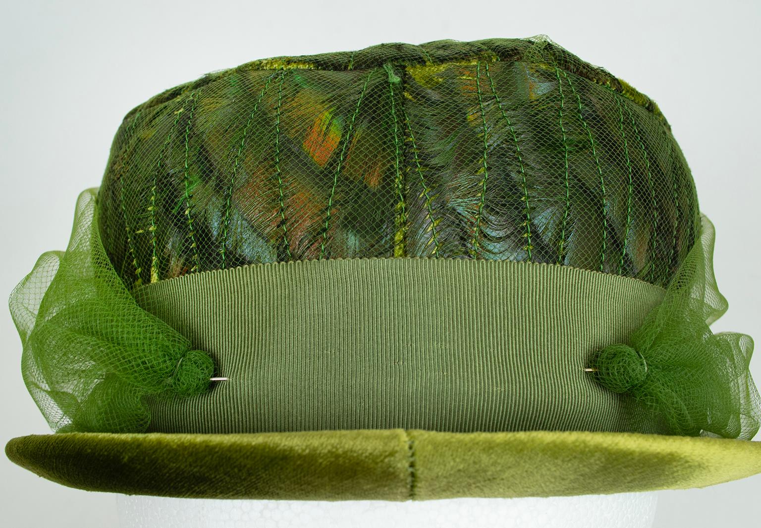 New Luci Puci Green Velvet Cloche Hat with Mallard Feather Crown – S, 1950s For Sale 3