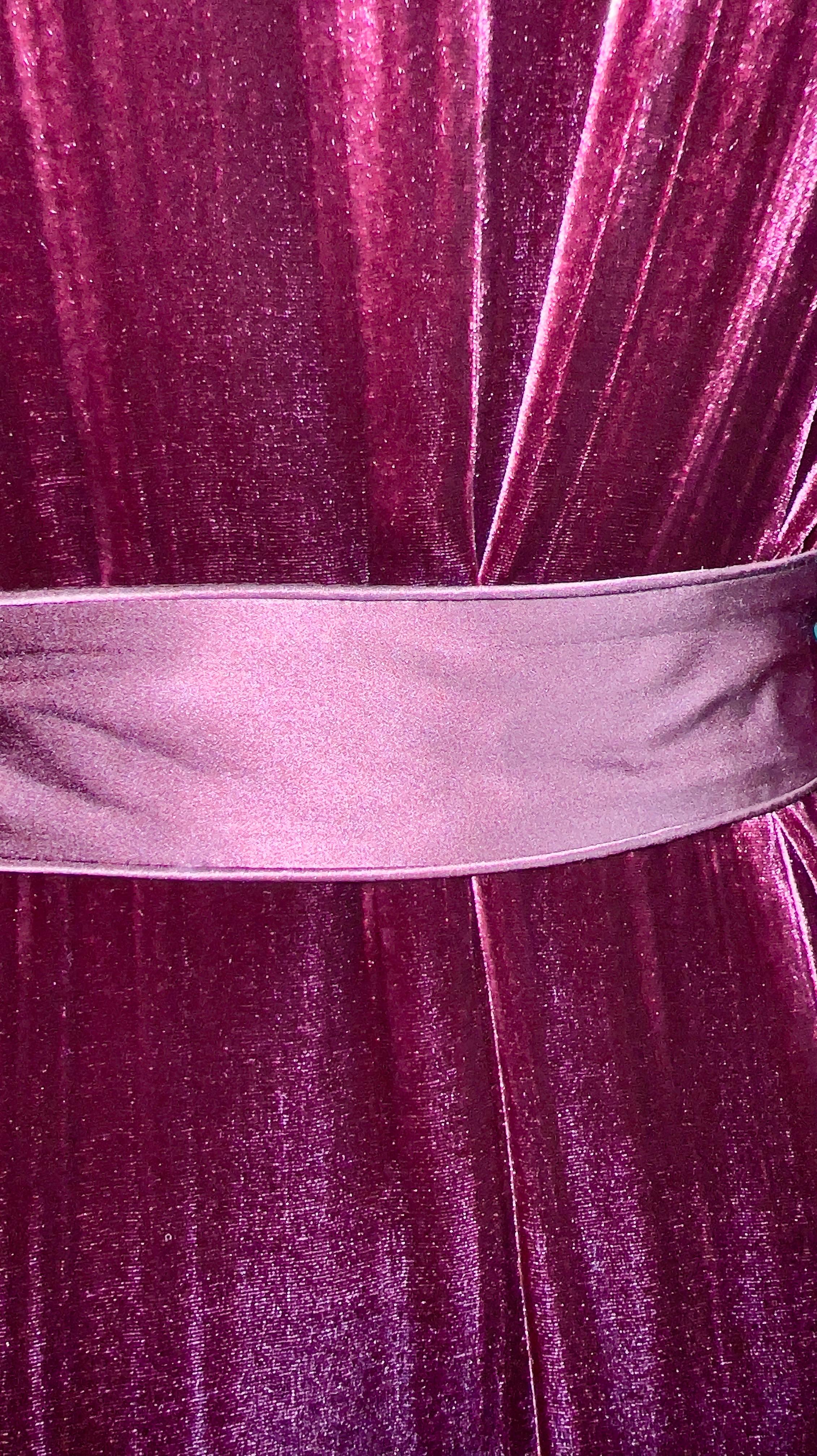 NEW Luxuriöse Olivia von Halle Deep Crimson Velvet Silk Dressing Gown Robe XS/S im Zustand „Hervorragend“ im Angebot in Switzerland, CH