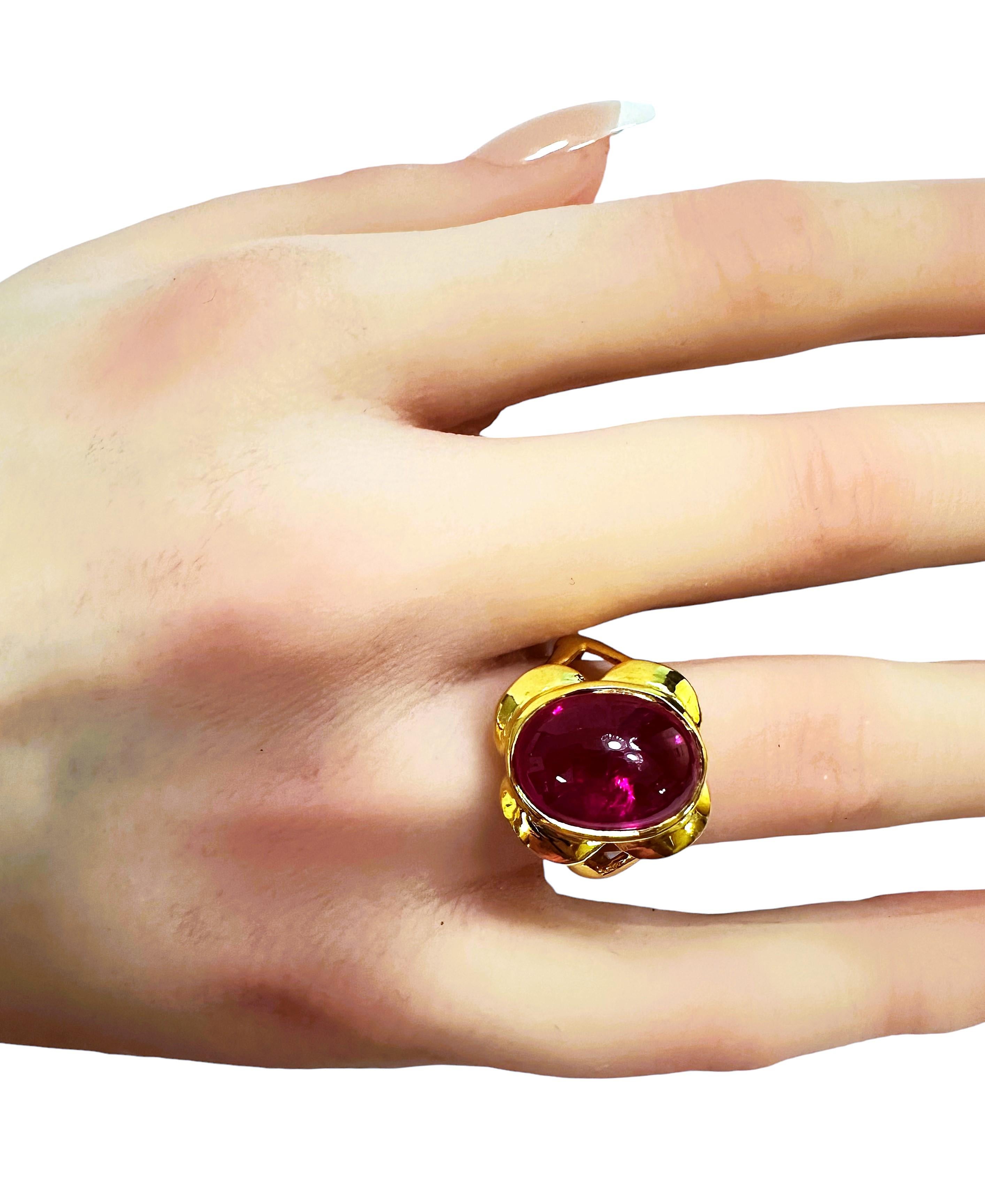 Bague Madagascar neuve en plaquée or jaune avec rubis rouge rosé 8,8 carats 1