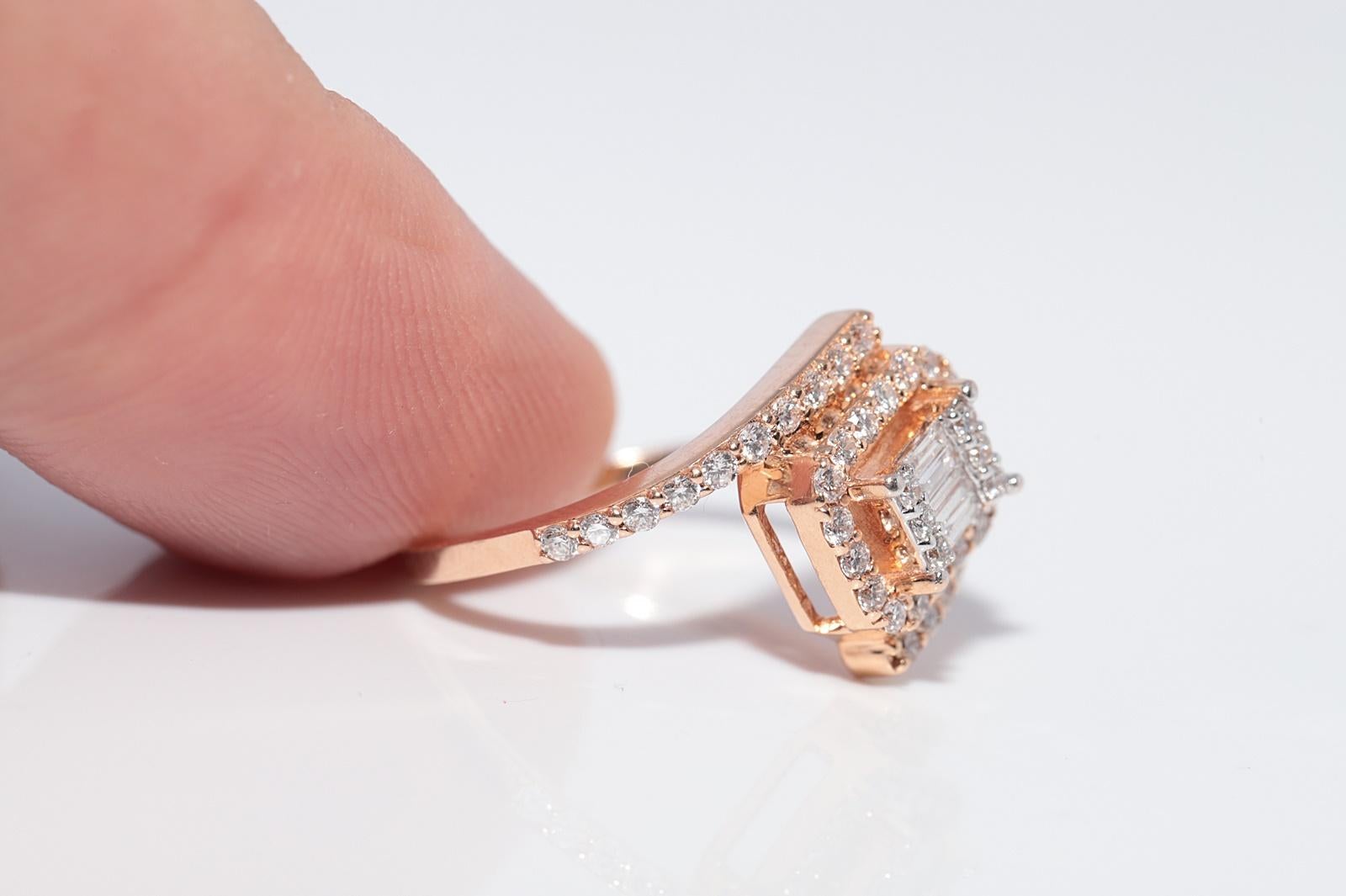 New Made 14k Gold Natürlichen Baguetteschliff und Brillantschliff Diamantring im Angebot 4