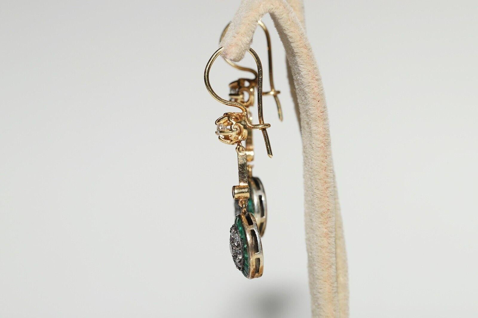 Modern New Made 14k Gold Natural Diamond And Caliber Cut Emerald Decorated Earring For Sale