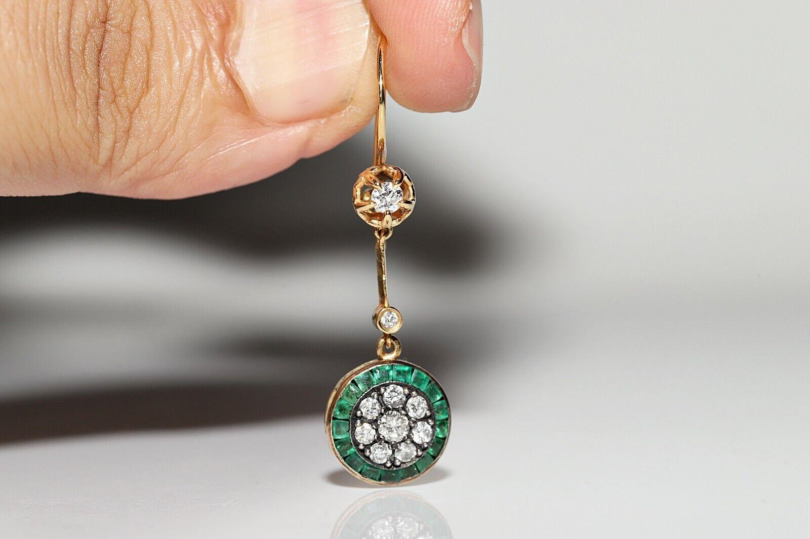 Women's New Made 14k Gold Natural Diamond And Caliber Cut Emerald Decorated Earring For Sale