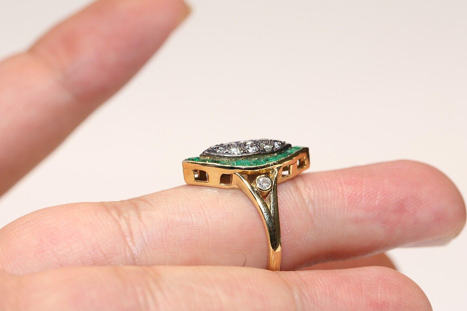 New Made 14k Gold Natural Diamond And Caliber Emerald Navette Ring  For Sale 2