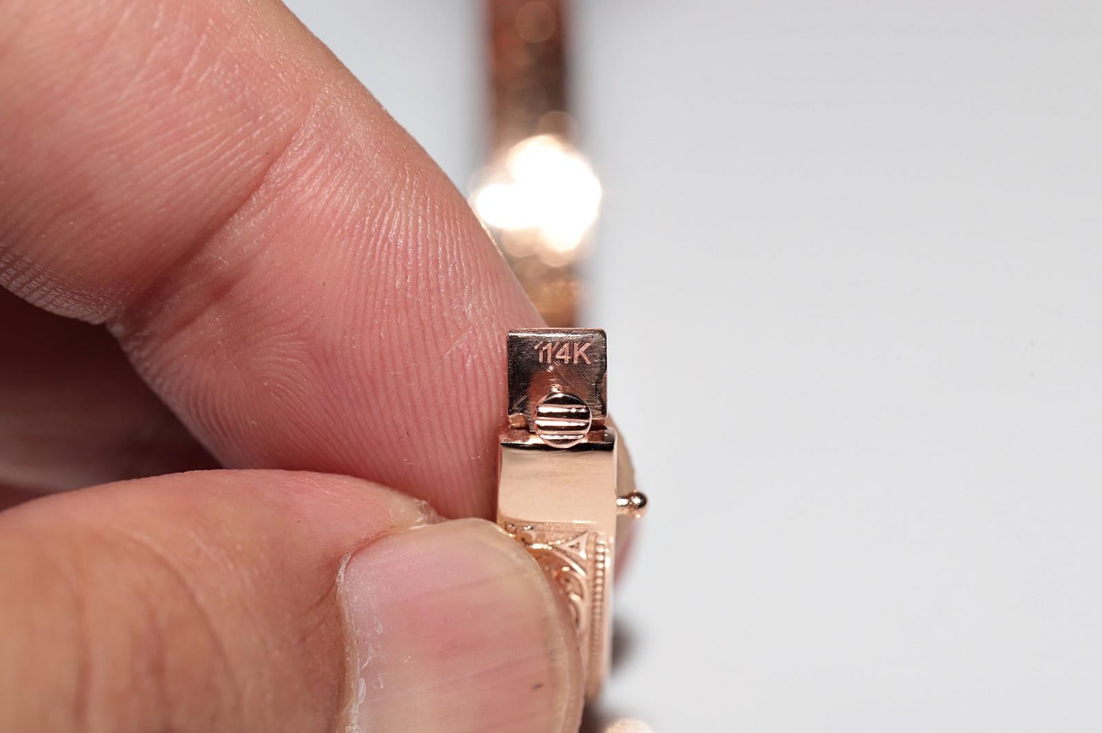 Pulsera cinturón de oro de 14k con diamantes naturales y esmeraldas en venta 4