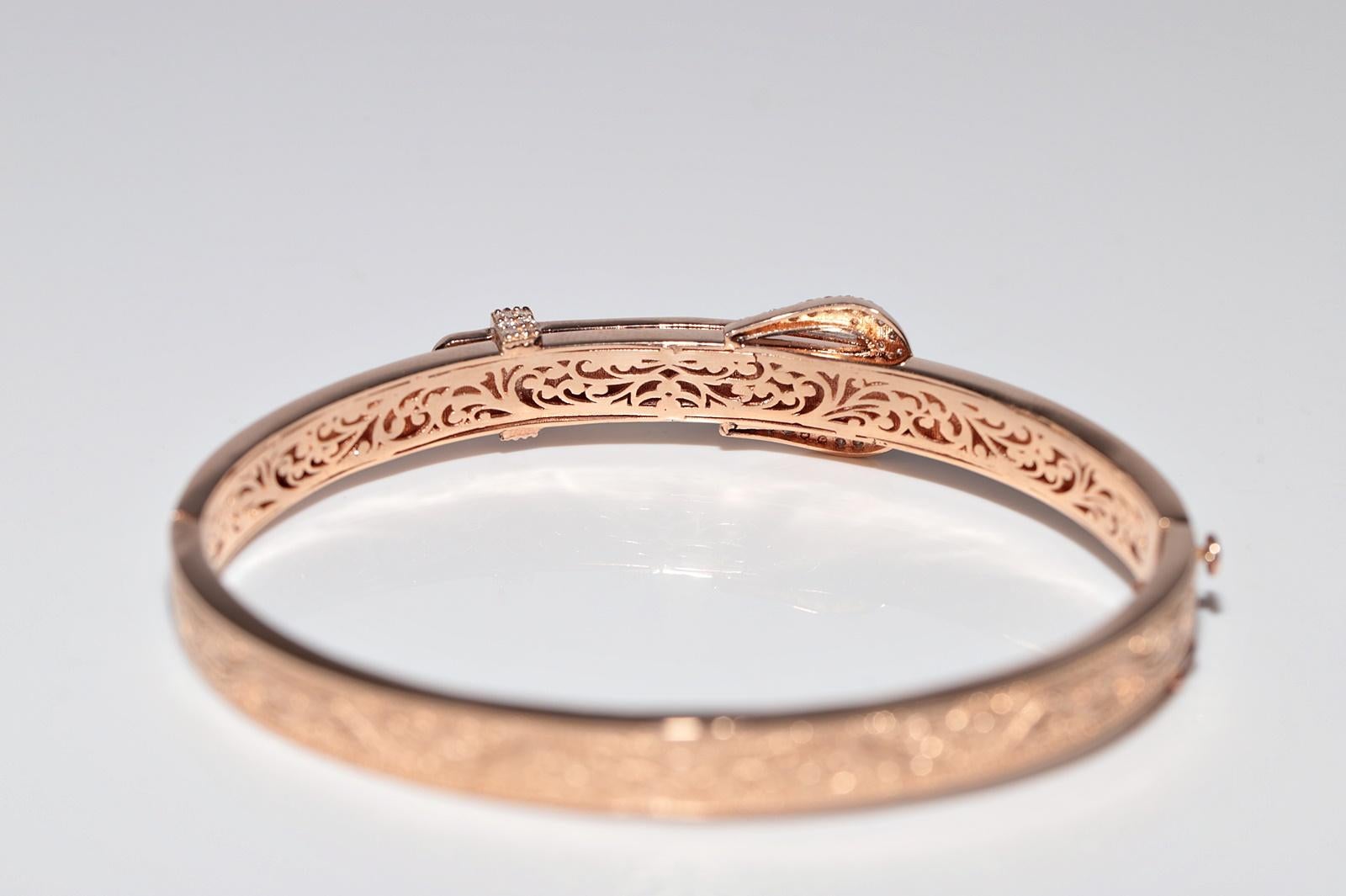 Pulsera cinturón de oro de 14k con diamantes naturales y esmeraldas Corte brillante en venta