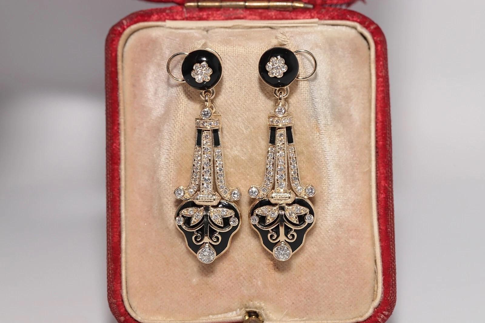 New Made Boucle d'oreille pendante en or 14k ornée de diamants naturels et d'émail en vente 7