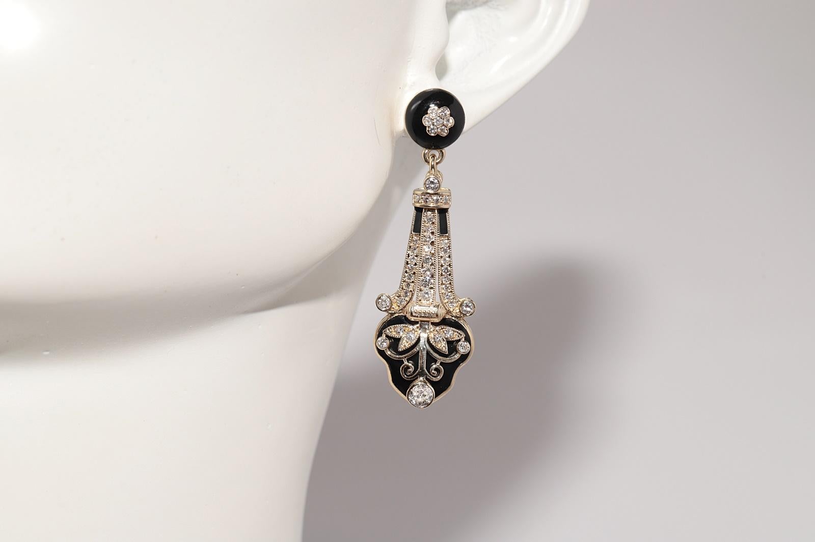 Neuer gefertigter 14k Gold natürlicher Diamant- und Emaille-Dekorierter Tropfenohrring im Angebot 9