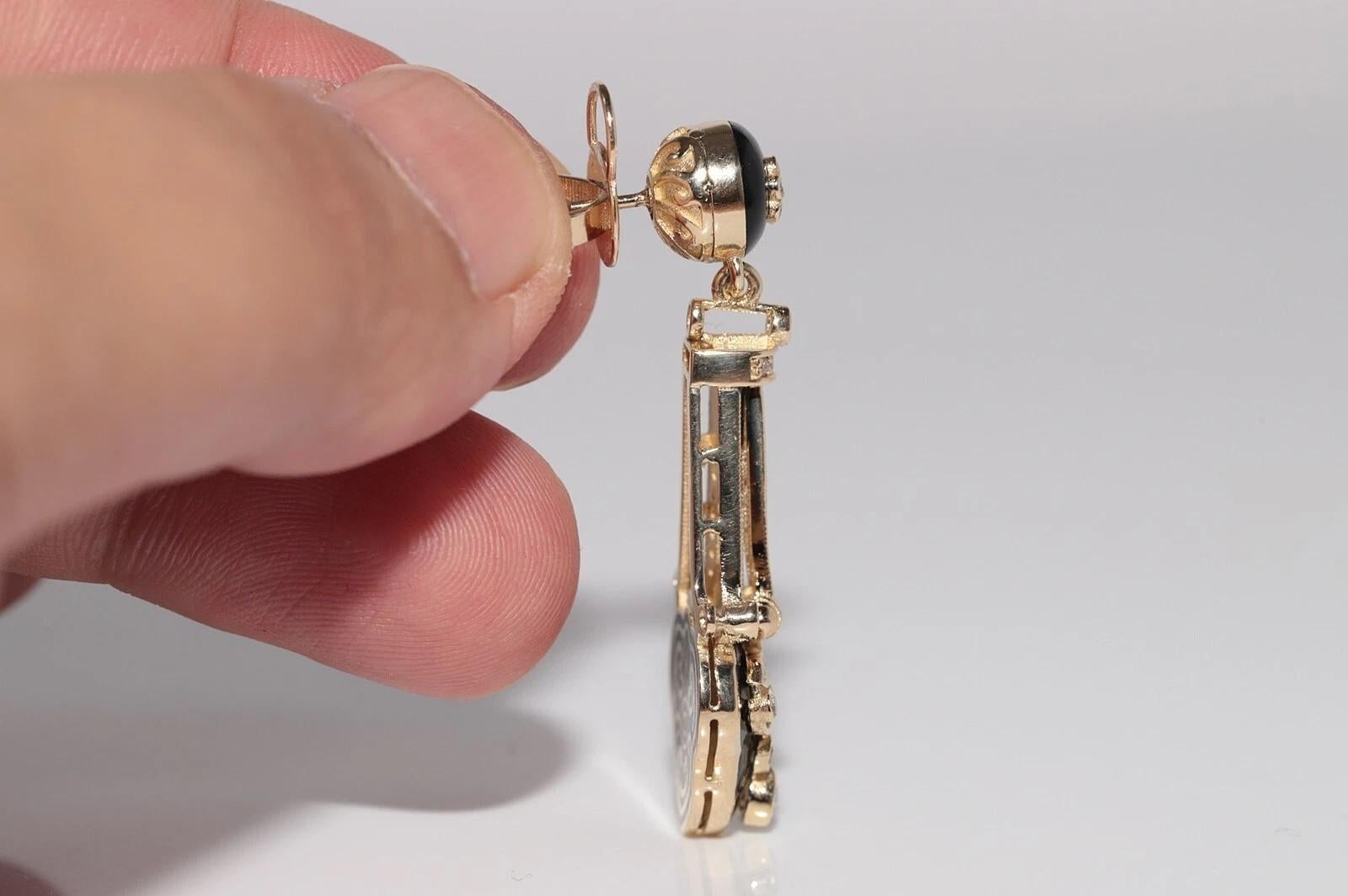 Taille brillant New Made Boucle d'oreille pendante en or 14k ornée de diamants naturels et d'émail en vente