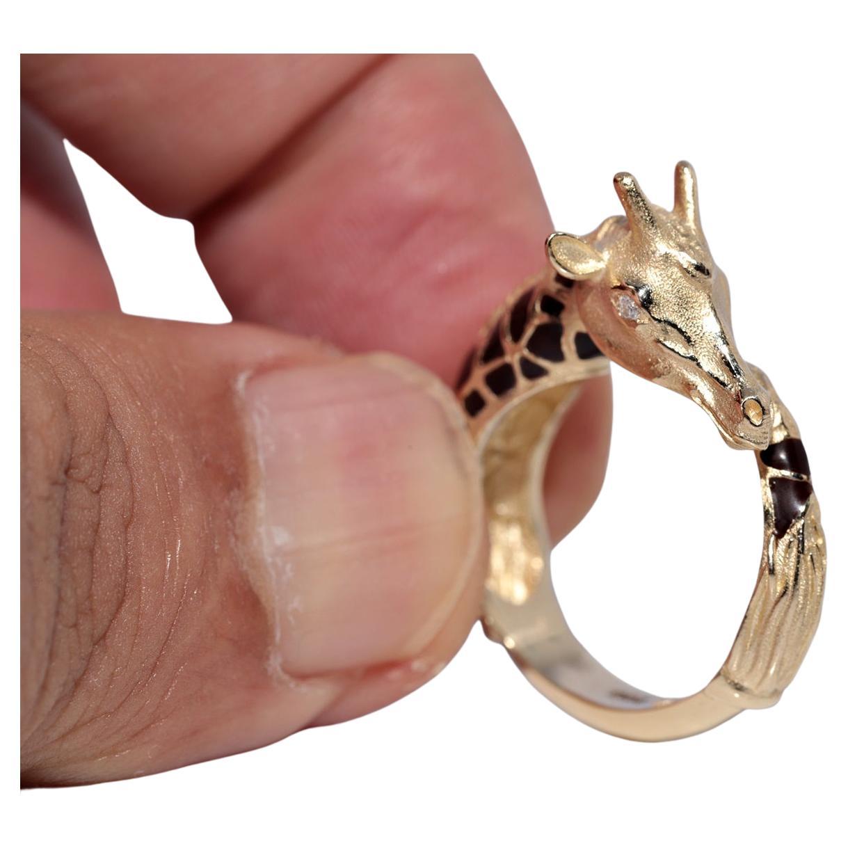 New Made 14k Gold Natural Diamond and Enamel Decorated Giraffe Design Ring (bague en or 14k ornée de diamants naturels et d
émail)