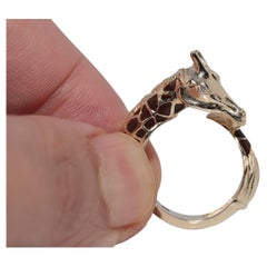 New Made 14k Gold Natural Diamond And Enamel Decorated Giraffe Design Ring New Made 14k Gold Natural Diamond And Enamel Decorated Giraffe Design Ring