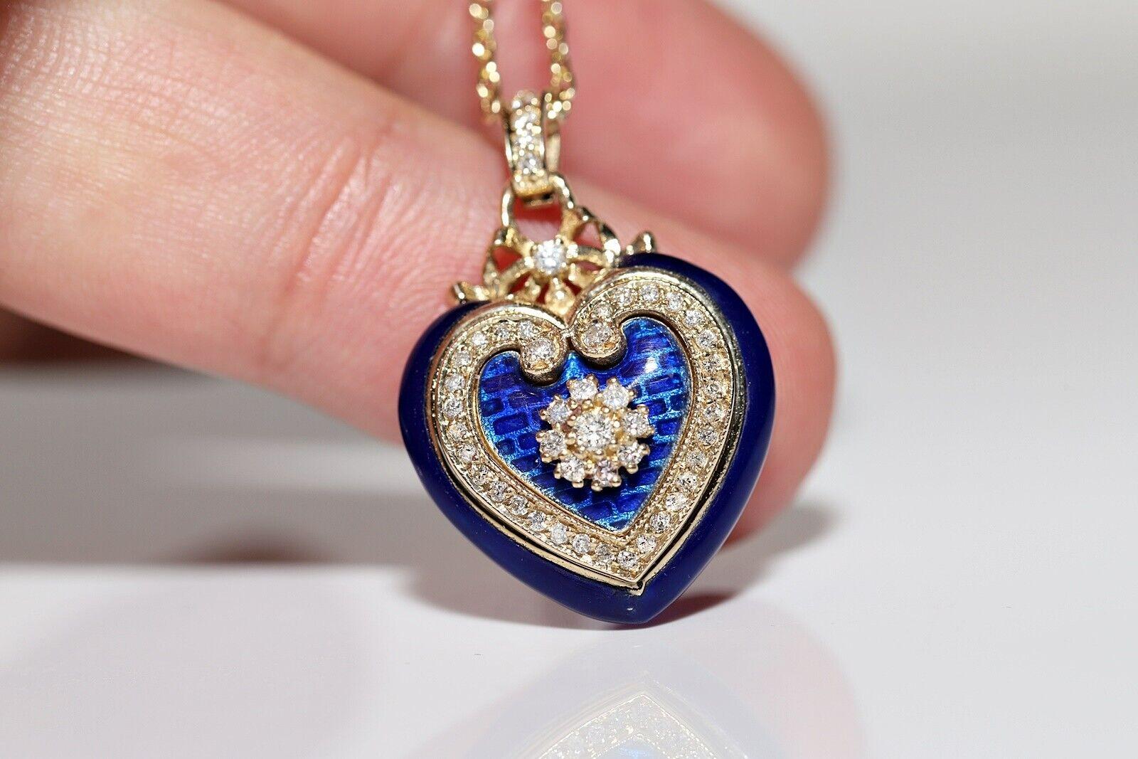 Modern New Made 14k Gold Natural Diamond And Enamel Decorated Heart Pendant Necklace For Sale