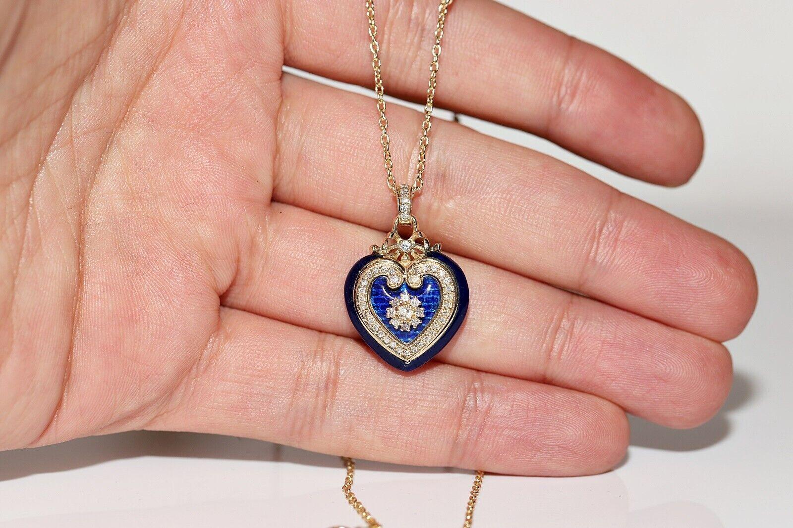 New Made 14k Gold Natural Diamond And Enamel Decorated Heart Pendant Necklace For Sale 1