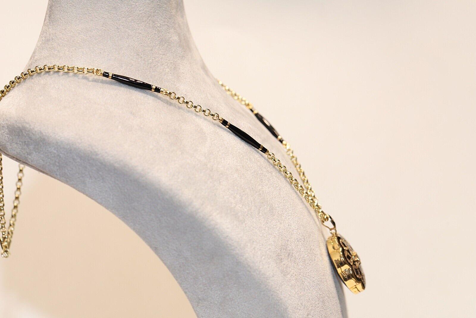 Taille brillant Collier pendentif en or 14 carats, décoré de diamants naturels et d'émail, neuf en vente