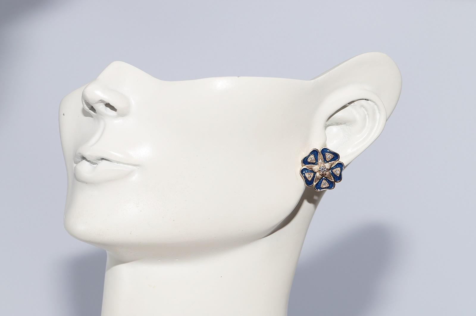 New Made Boucle d'oreille fleurs en or 14k diamant naturel et émail en vente 6