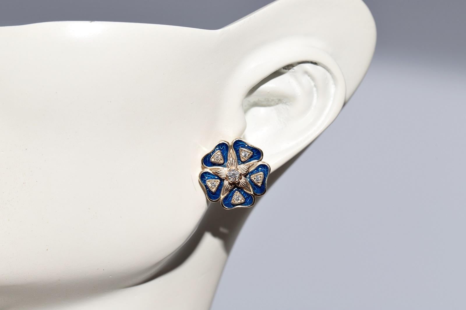 New Made Boucle d'oreille fleurs en or 14k diamant naturel et émail en vente 7