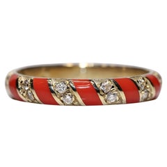 Anello con diamante naturale e smalto in oro 14k di nuova produzione