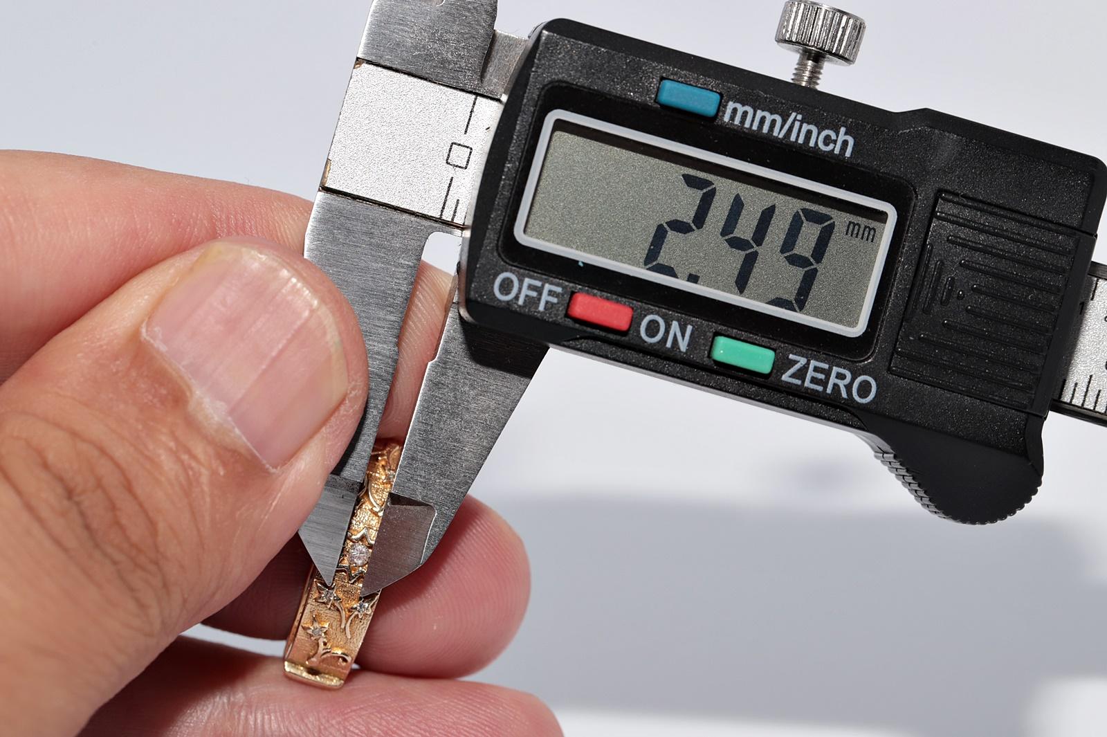 New Made 14k Gold Natural Diamond Decorated Darling Written Ring For Sale 8