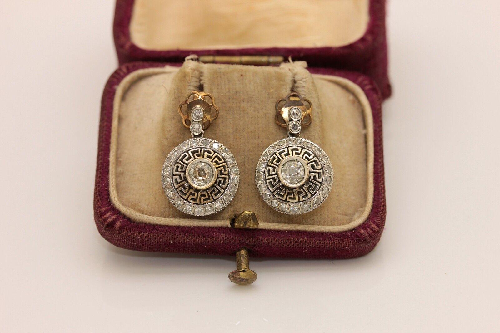 In sehr gutem Zustand.
Gesamtgewicht 5 Gramm.
Vollkommener Diamant 1,40 ct.
Der Diamant hat die Reinheit vs-s1 und die Farbe H.
Die Box ist nicht enthalten.
Bitte kontaktieren Sie uns bei Fragen.