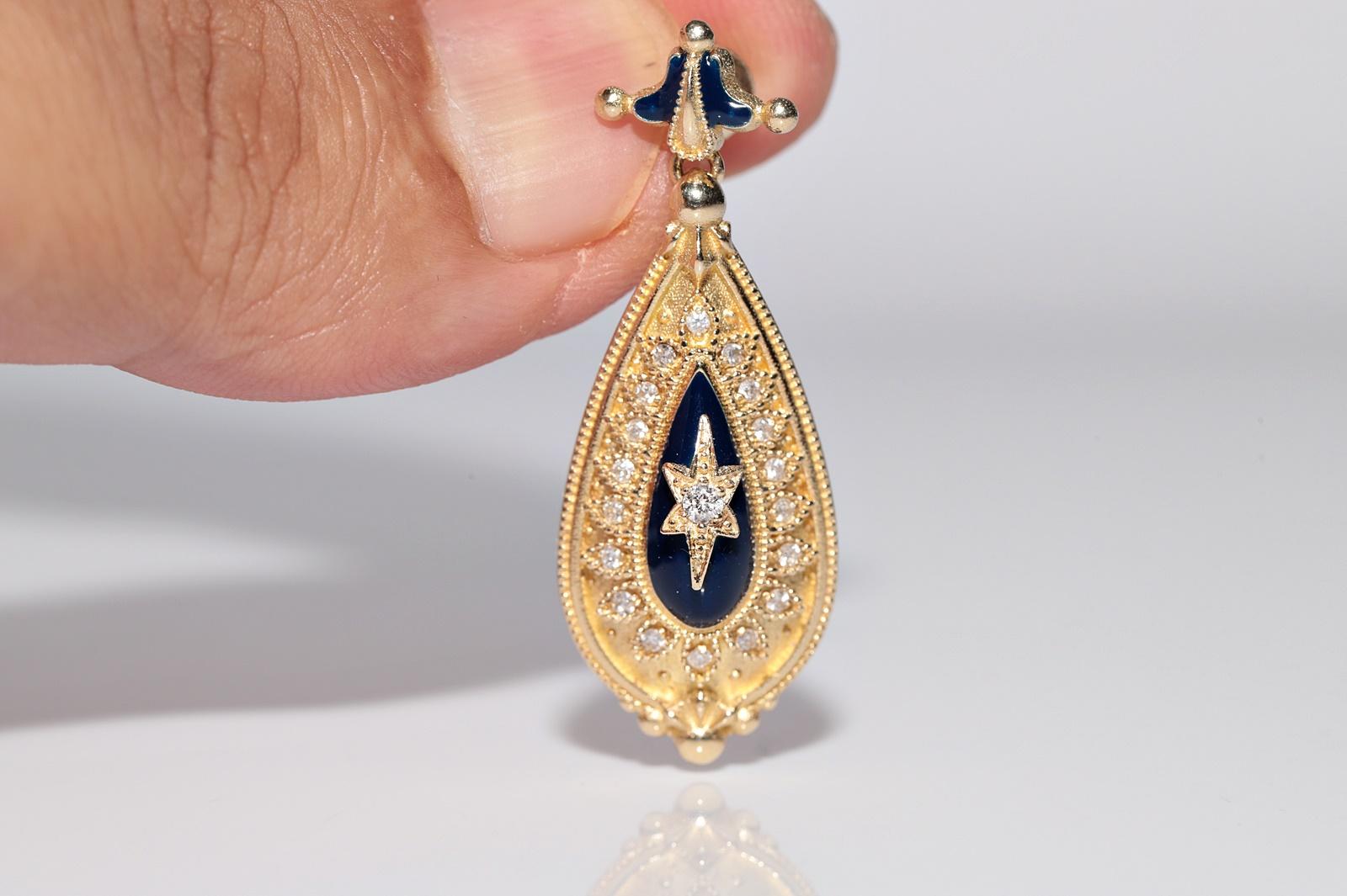 Neu Hergestellter 14k Gold Natürlicher Diamant Dekorierter Emaille-Tropfen-Ohrring (Brillantschliff) im Angebot