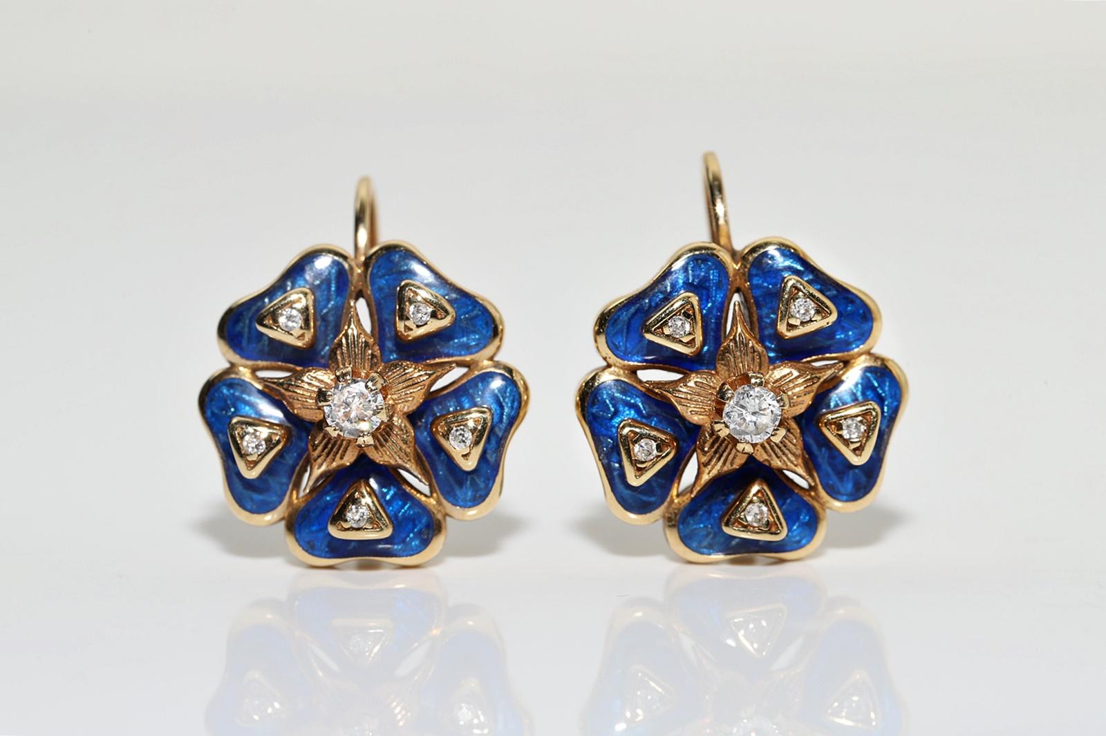 New Made 14k Gold Natural Diamond Decorated Enamel Flowers Earring In Good Condition For Sale In Fatih/İstanbul, 34