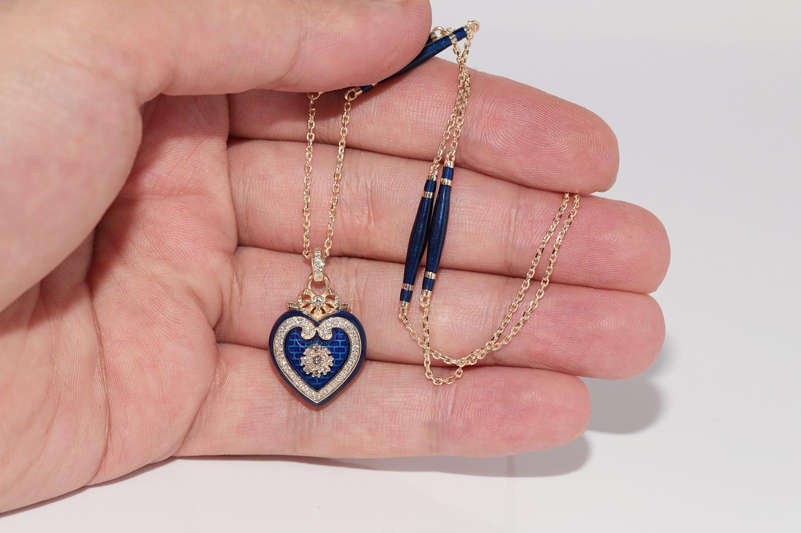 New Made 14k Gold Natural Diamond Decorated Enamel Pendant Heart Necklace im Angebot 4