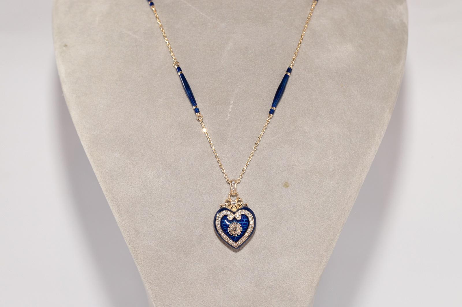 New Made 14k Gold Natural Diamond Decorated Enamel Pendant Heart Necklace (Moderne) im Angebot