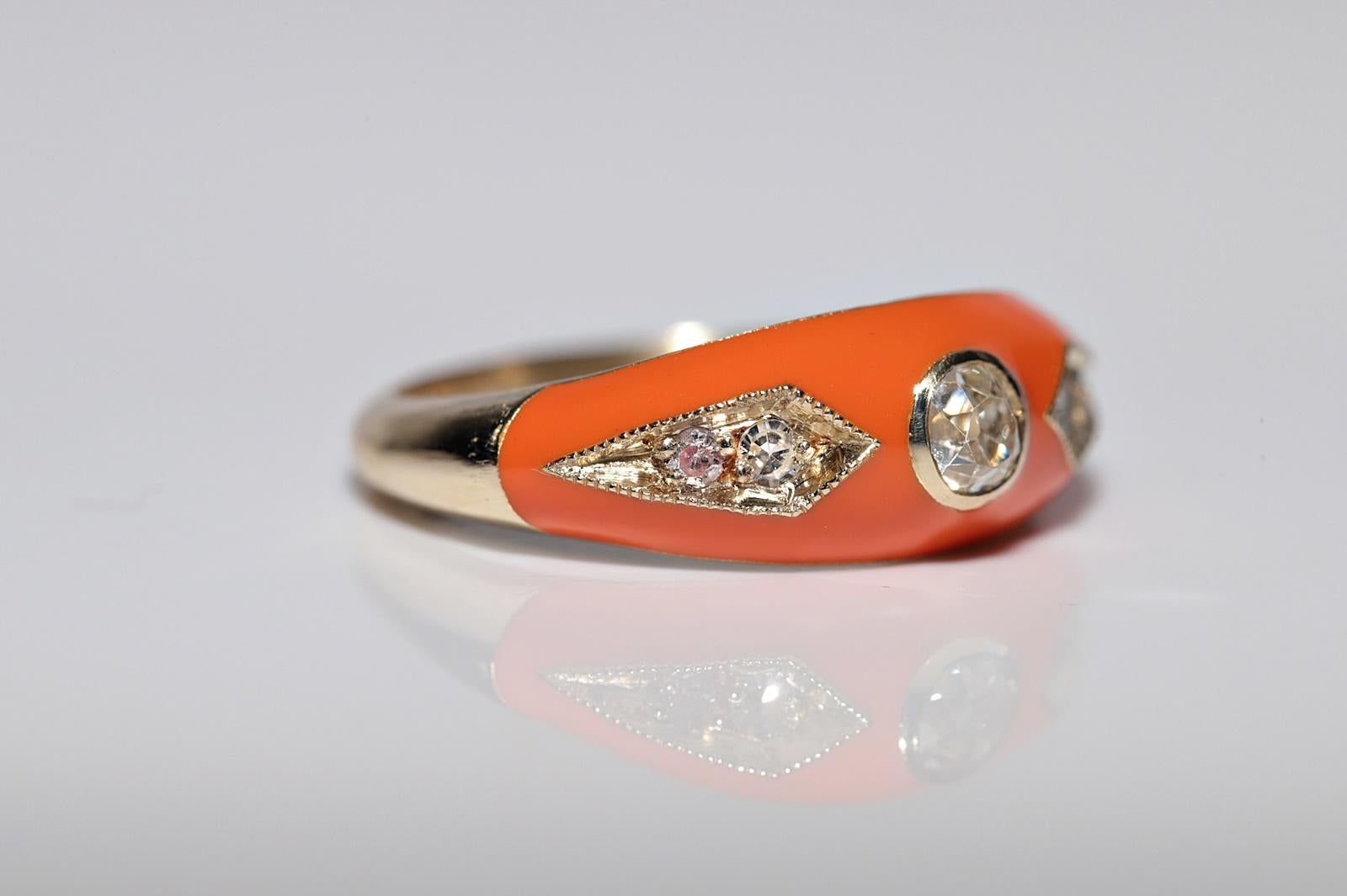 New made 14K Gold Natural Diamond Decorated Orange Enamel Band Ring In New Condition For Sale In Fatih/İstanbul, 34