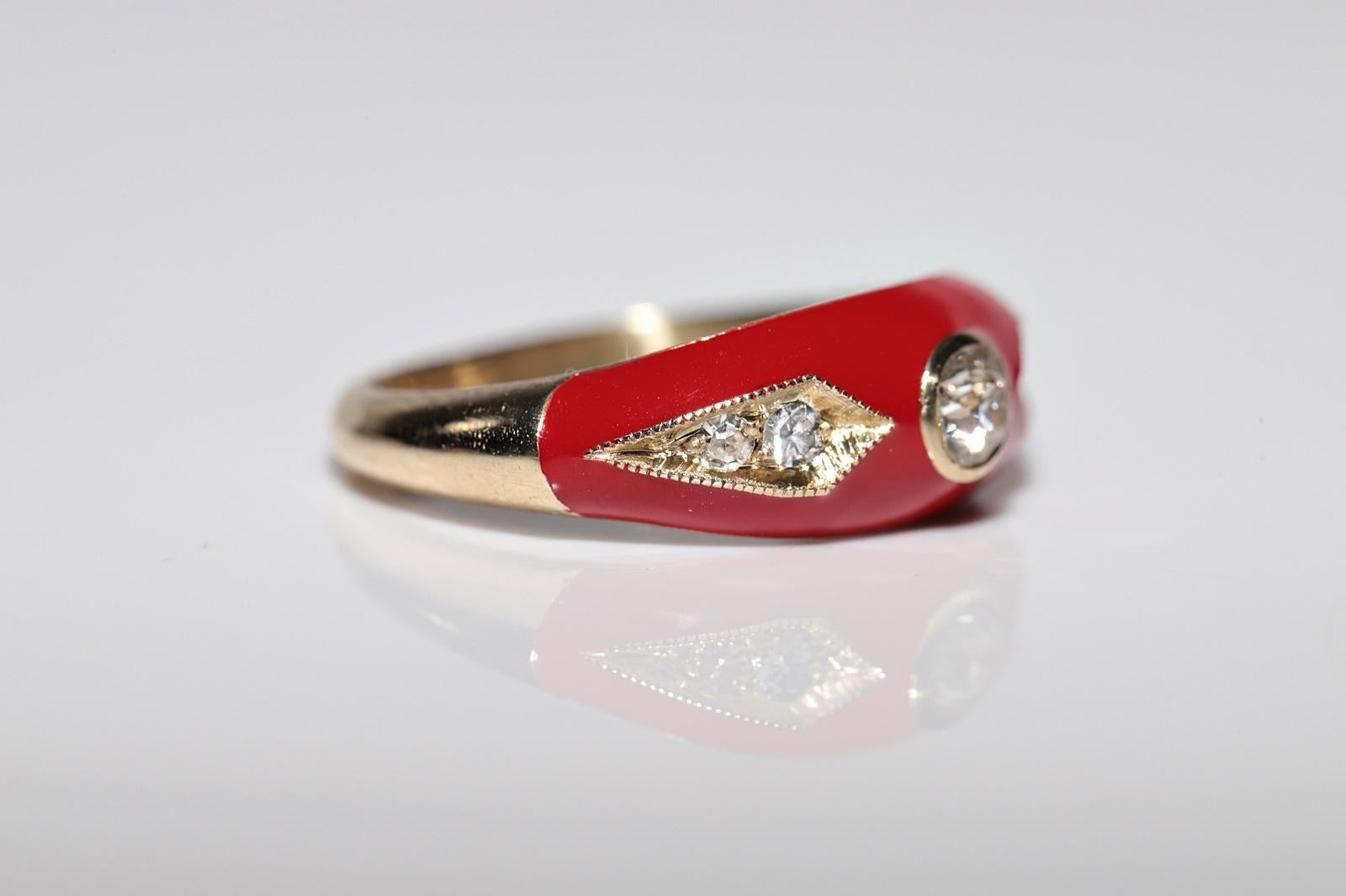 Neu gefertigter Ring aus 14 Karat Gold mit natürlichem Diamanten und roter Emaille, dekoriert im Zustand „Neu“ im Angebot in Fatih/İstanbul, 34