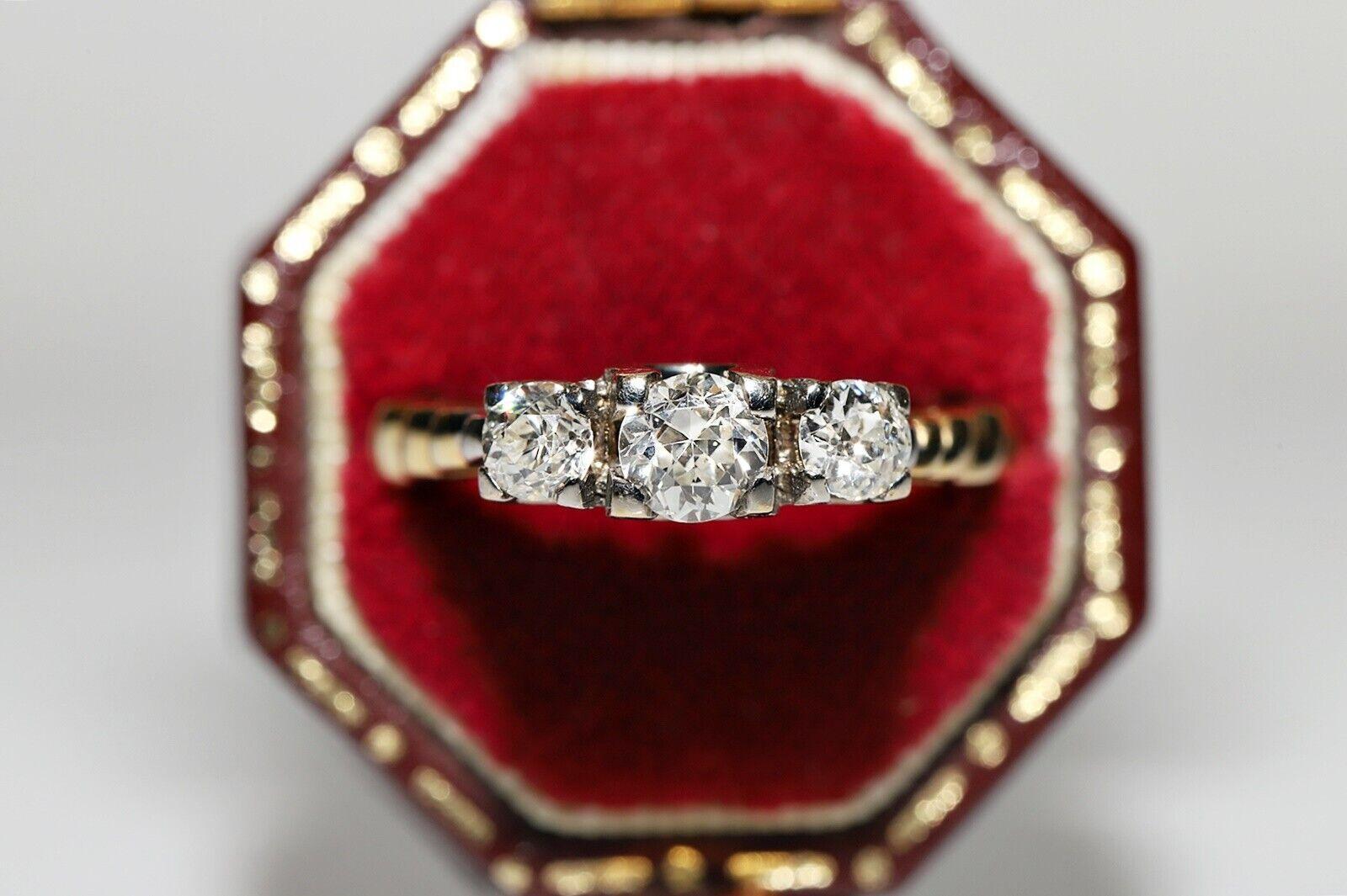 New Made 14k Gold Natural Diamond Decorated Three Stone Ring im Angebot 7