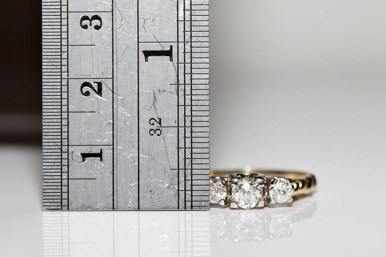 New Made 14k Gold Natural Diamond Decorated Three Stone Ring im Angebot 2