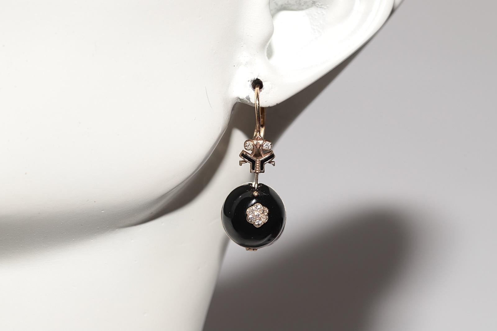 New Made 14k Gold Natural Diamond Drop Style Enamel Earring en vente 11