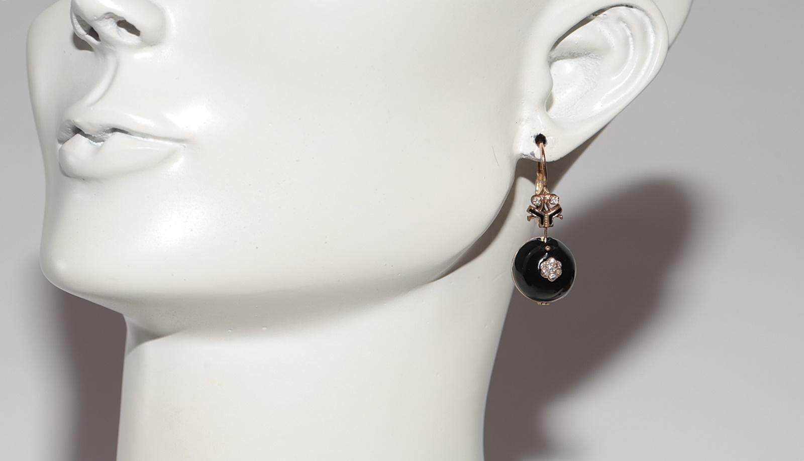 New Made 14k Gold Natural Diamond Drop Style Enamel Earring en vente 12