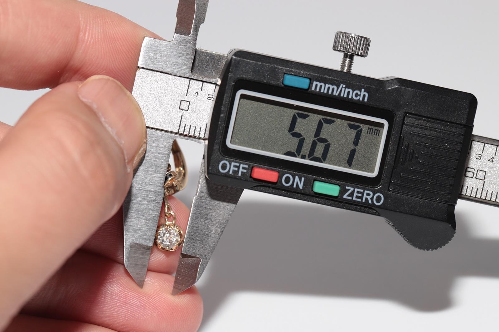 New Made 14k Gold Natural Diamond Drop Style Enamel Earring en vente 2