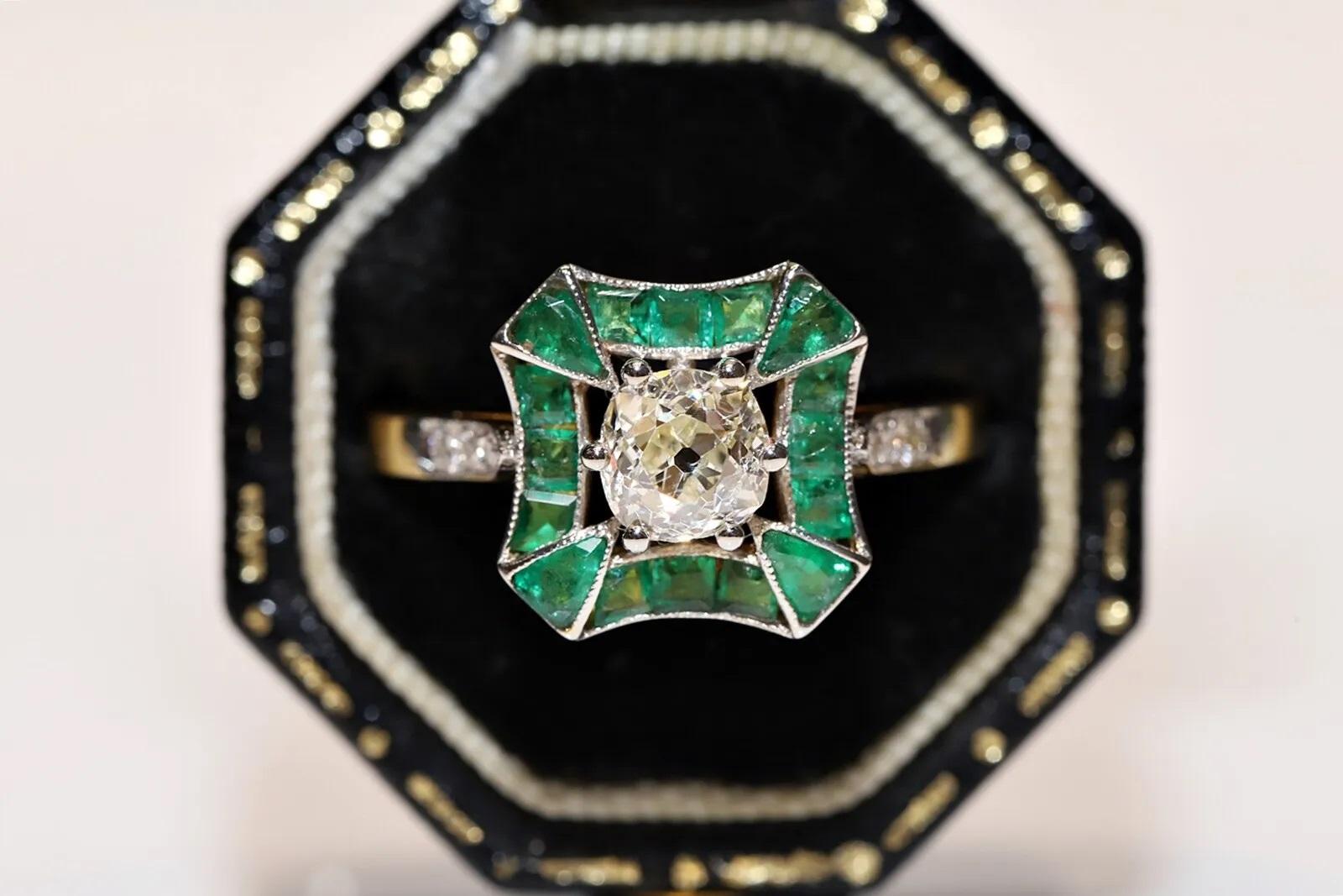 New Made 14k Gold Natural Old Cut Diamond And Caliber Emerald Solitaire Ring For Sale 3