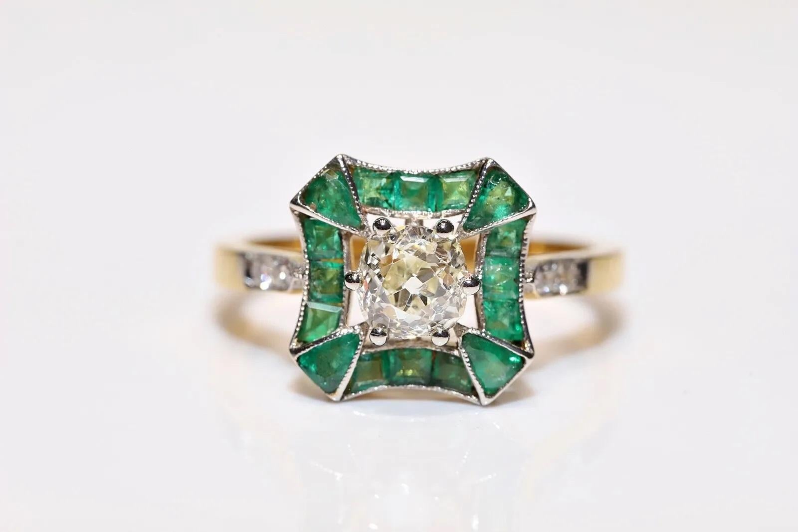 New Made 14k Gold Natural Old Cut Diamond And Caliber Emerald Solitaire Ring For Sale 6