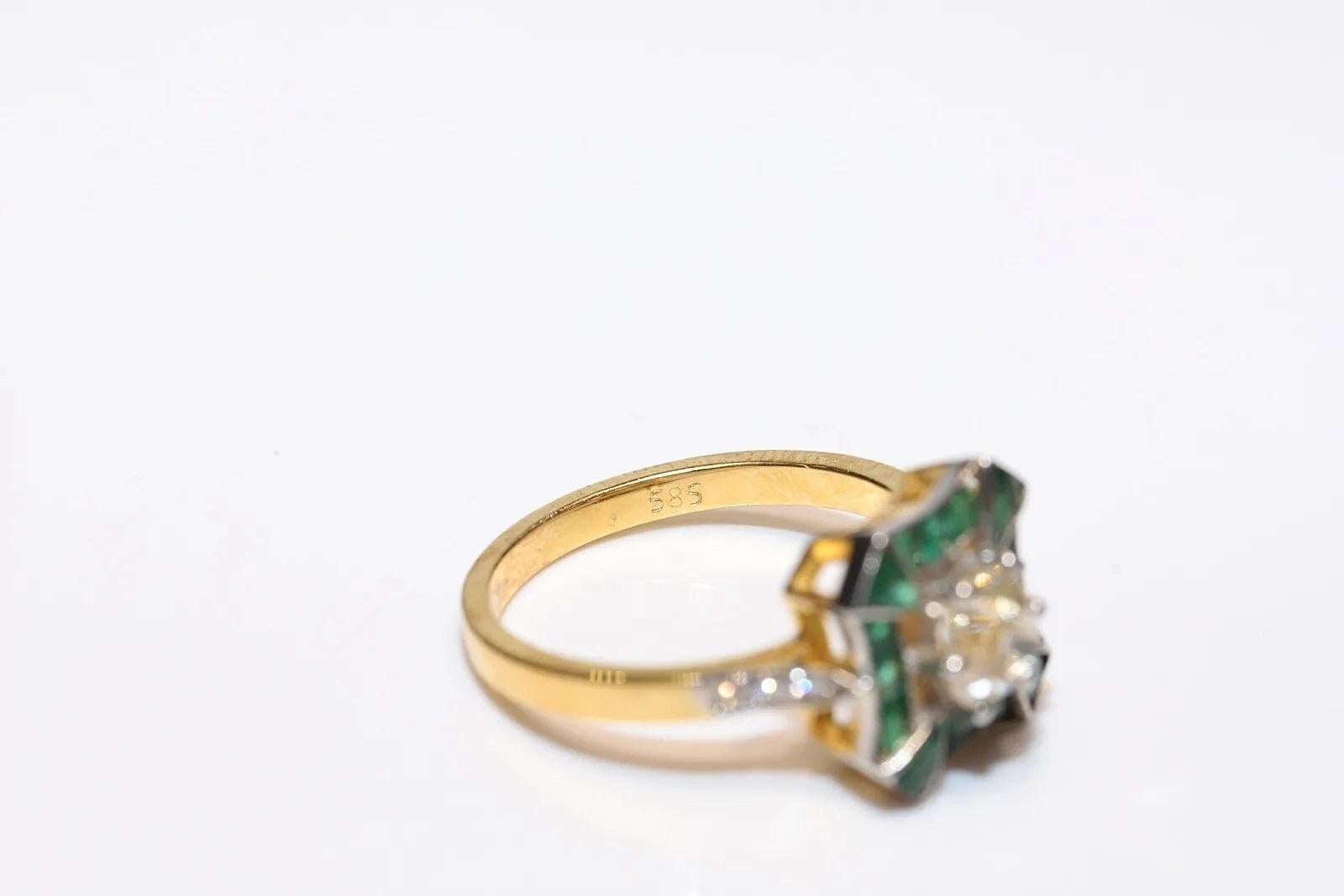 New Made 14k Gold Natural Old Cut Diamond And Caliber Emerald Solitaire Ring For Sale 2