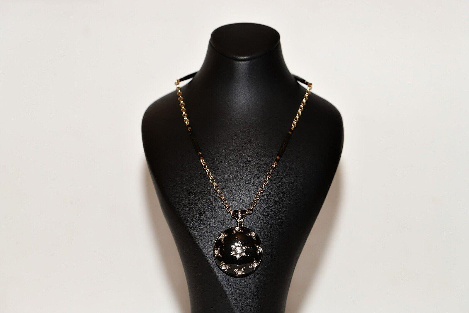 Collar Colgante de Oro de 14k con Diamante Natural de Corte Rosa Decorado con Esmalte Moderno en venta