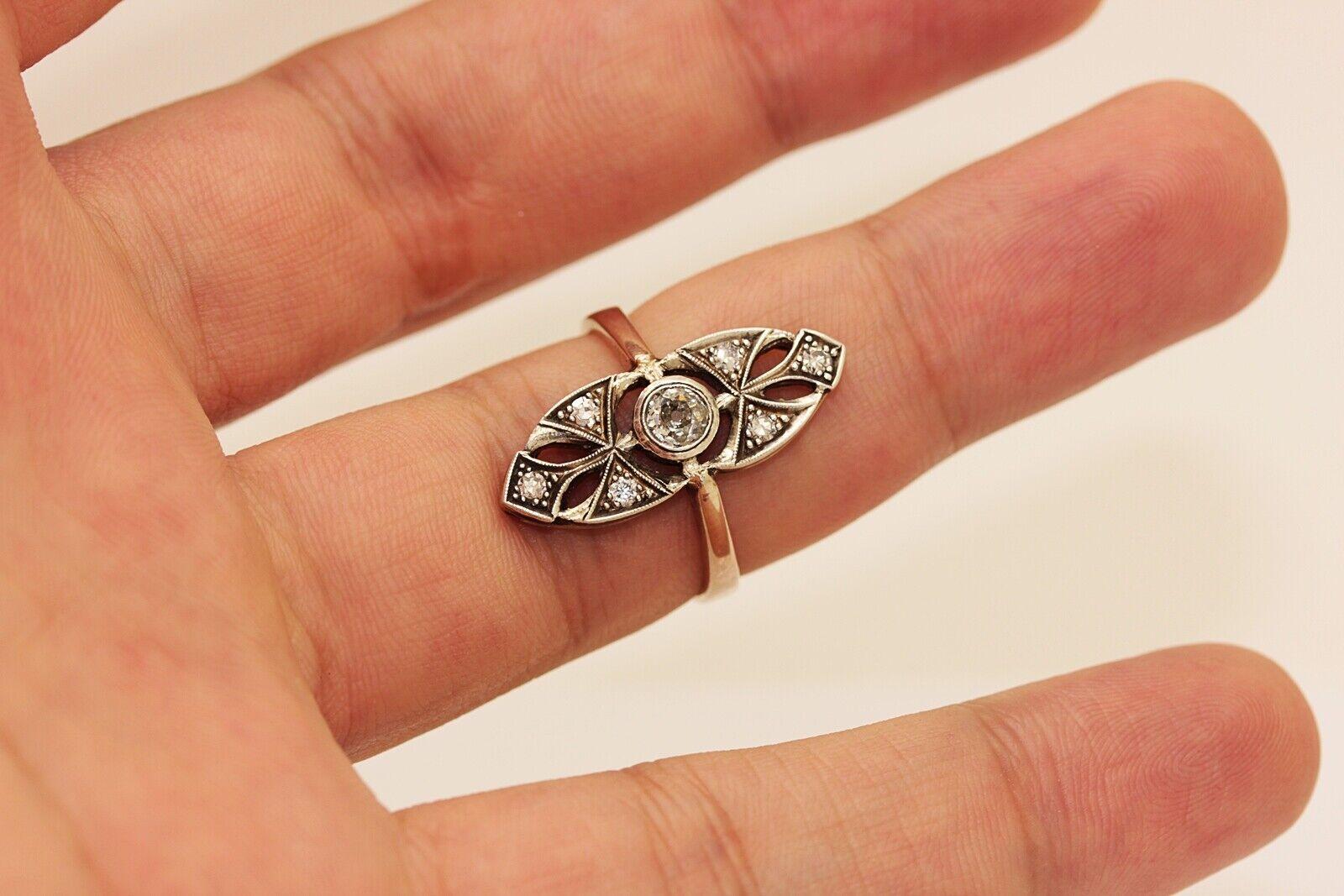 &New gemacht 14k Gold Top Silber Handcrafted natürlichen Diamanten dekoriert Navette Ring im Angebot 3