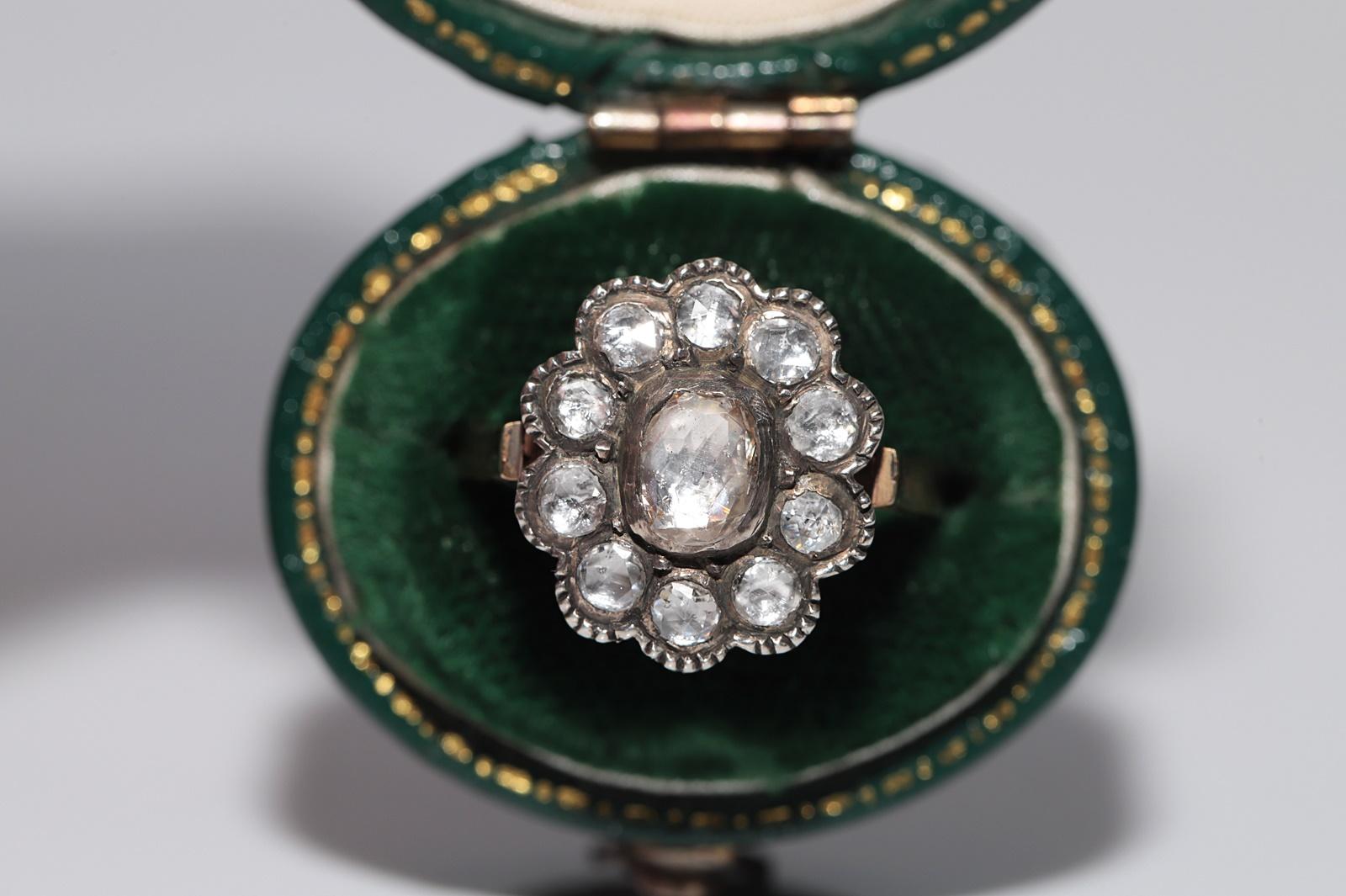 En très bon état.
Le poids total est de 3.1 grammes.
Totalement en diamant de 1,03 ct.
Le diamant est de couleur H-I-J-K et de pureté s1-s2-s3.
La taille de la bague est de 7 US
Nous pouvons fabriquer n'importe quelle taille.
Testé à l'acide pour