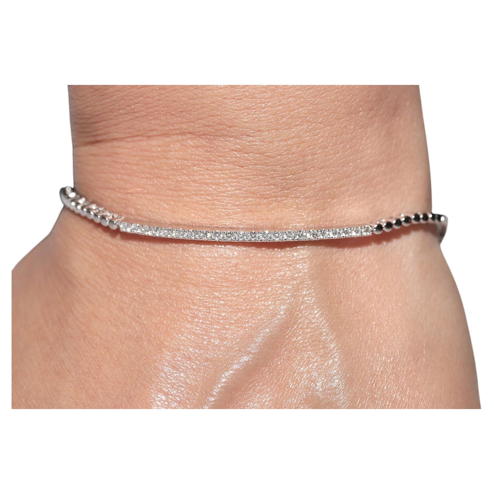 Bracelet neuf en or blanc 14 carats, de seconde main, orné de diamants naturels