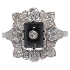 New Made 18k Gold Estate Natural Diamond Onyx Decorated Square Ring