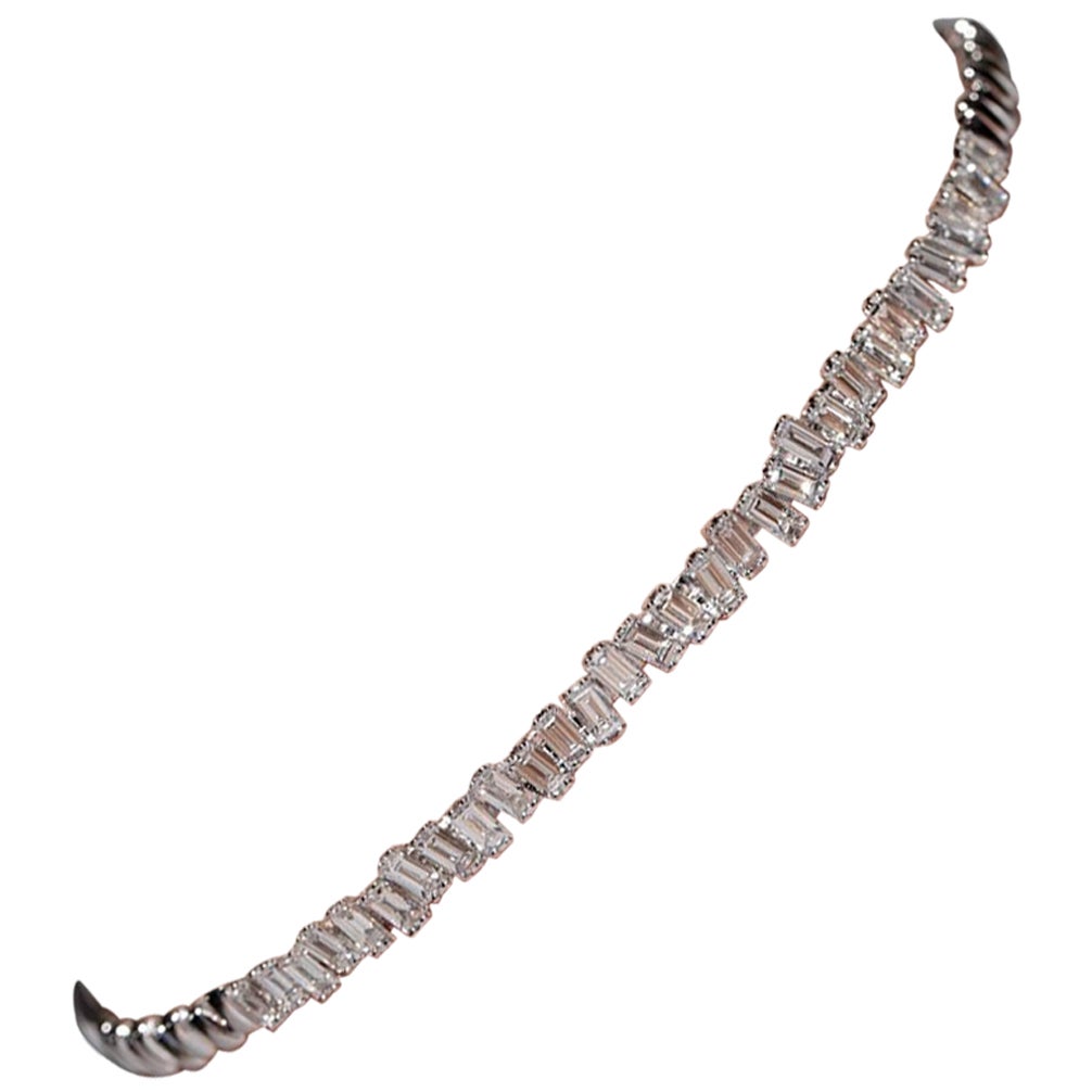 New Made Gold 18k Natural Baguette Cut Diamond Decorated Bangle Bracelet