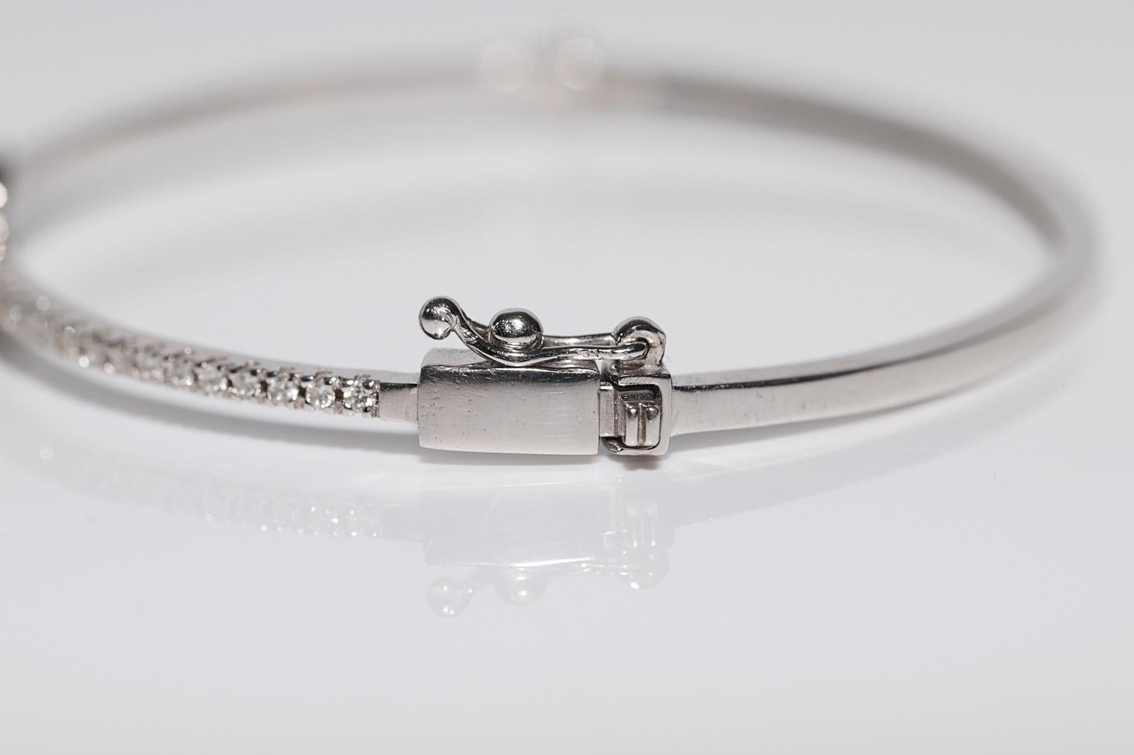 New Made  Bracelet jonc en or 18 carats avec diamants naturels brillants et taille baguette en vente 5