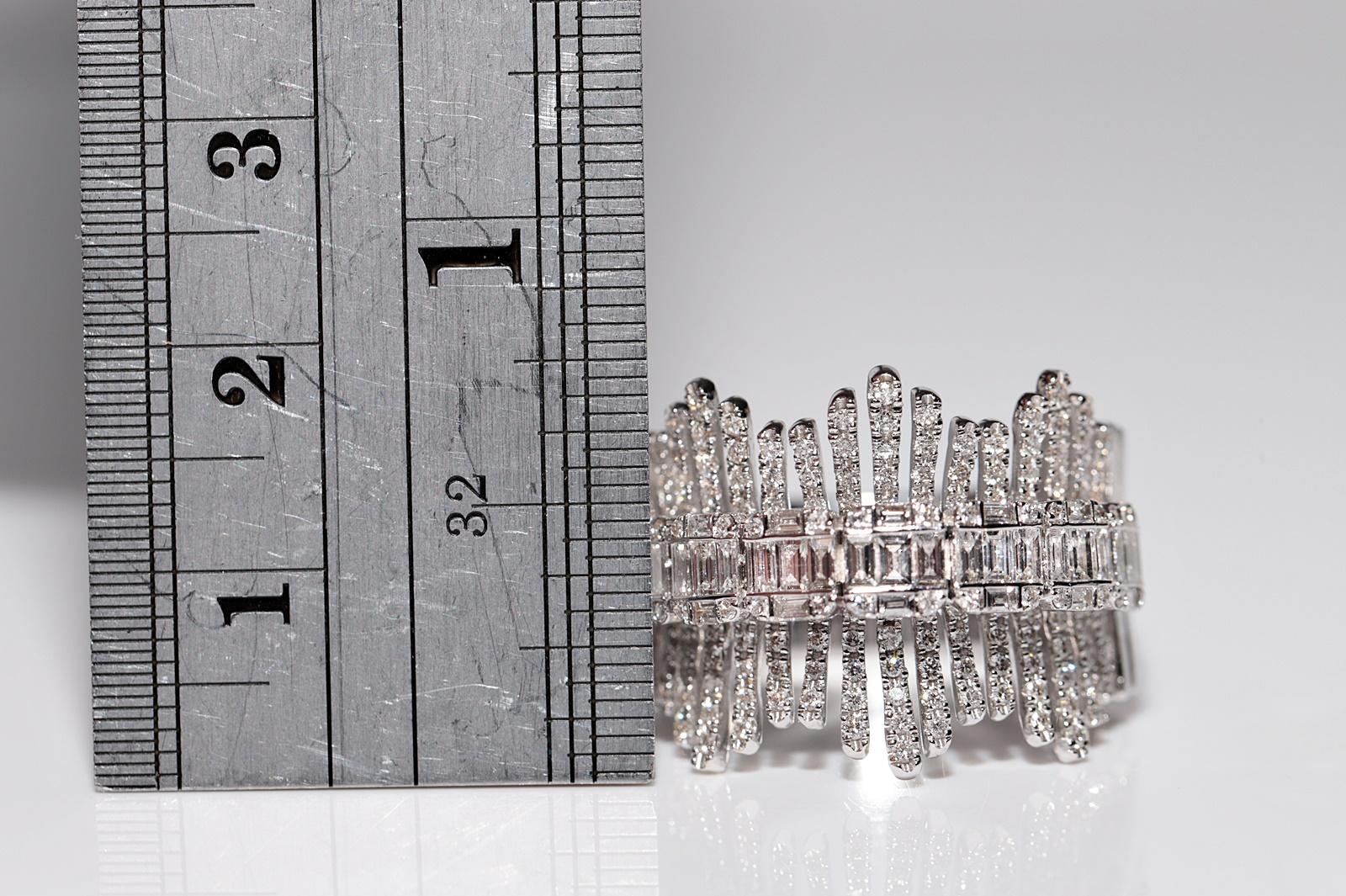 Neuer 18 Karat Gold Diamant-Tankring mit natürlichem Brillantschliff und Diamant im Baguetteschliff im Angebot 5